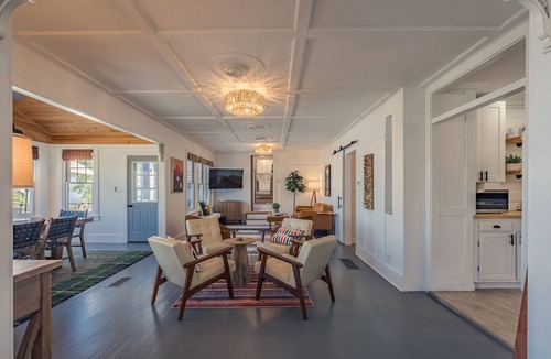 Saratoga Springs House | 7 bed 7 bath: Lakeside home minutes from downtown