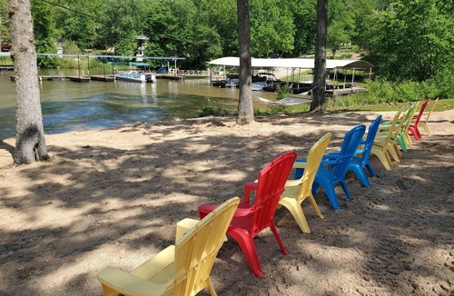 Climax Springs Cabin | 7 Bedroom - 5 Bath Lakefront