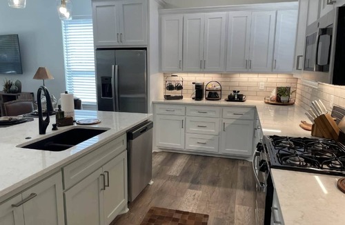 Stephenville House | 7 Bedroom 7.5 Bathroom Stephenville Villa