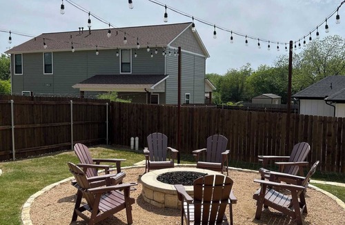 Stephenville House | 7 Bedroom 7.5 Bathroom Stephenville Villa