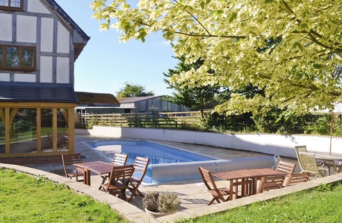 Montgomery Cottage | 7 bedroom accommodation in Montgomery