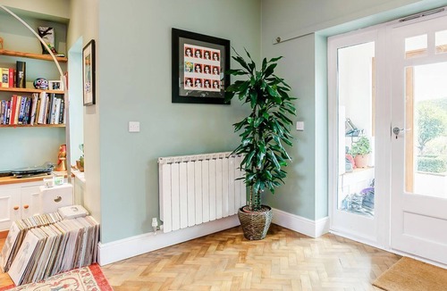 Five Oak Green Cottage | 7 bedroom accommodation in Matfield