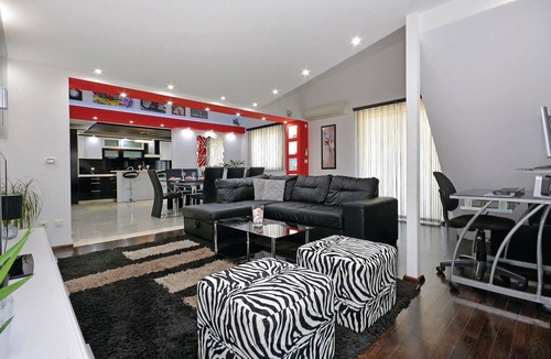 Trilj House | 7 bedroom awesome home in Trilj