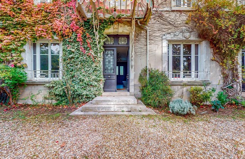 Chabris House | 7 bedroom cozy home in Chabris