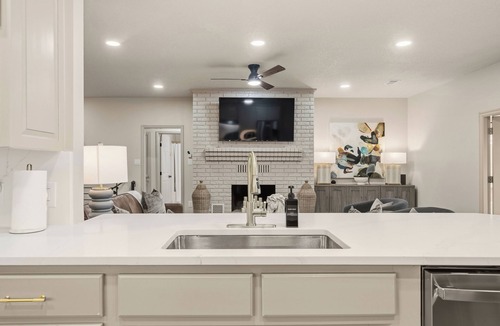 Rockwell House | 7 Bedroom Lakefront w/Heated Pool, Hot Tub, & Game Room