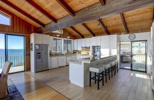 Dillon Beach House | 7 Bedroom Oceanfront in Dillon Beach with spa