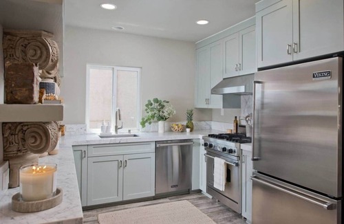 The Strand House | 7 Bedroom Ohana Beach House*Steps to Sand*Patios