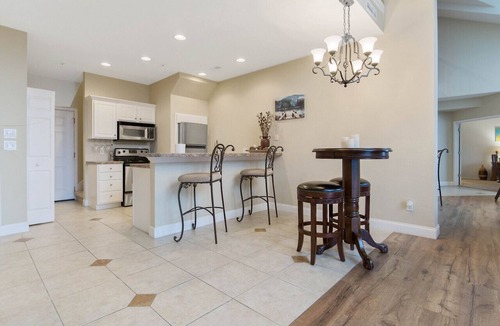 Camdenton Condo | 7 Bedroom Penthouse! - Pool Table & 2 Pools!