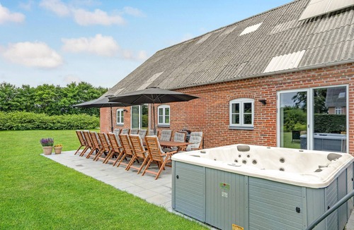 Varde Apartment | 7 bedroom stunning apartment in Varde