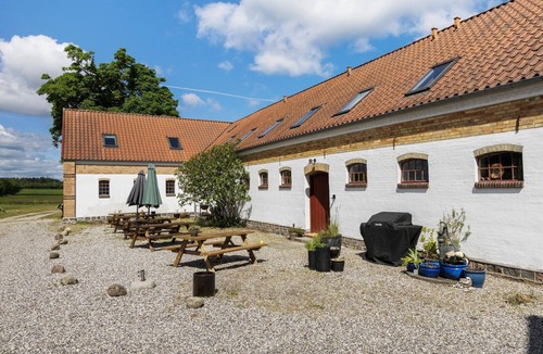 Grenaa House | 7 bedroom stunning home in Grenaa