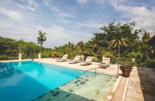 Suraberata Villa | 7 bedroom Villa Belanda Balian- 11 bedrooms available with villa next door