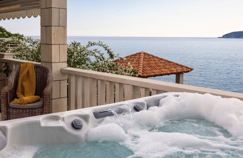 Zaton Villa | 7 Bedroom Villa Sí with Private Sea Access