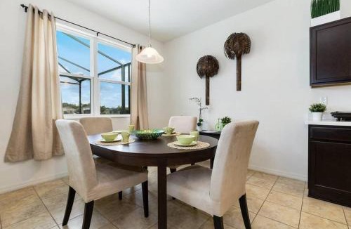 Crystal Cove House | 7 Bedrooms 4.5 Bathorroms Crystal Cove 4731 BD