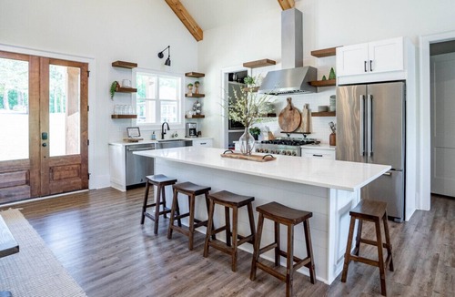 Eatonton House | 7 Bedrooms King Suites Heated Pool Dock Kayaks