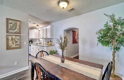 Huntcliff House | 7 beds~10 mins to Ft Jackson!