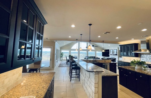 Spicewood House | 7 Beds 6 Bath + 1/2 Bath LUXURY LAKE HOUSE ESTATE