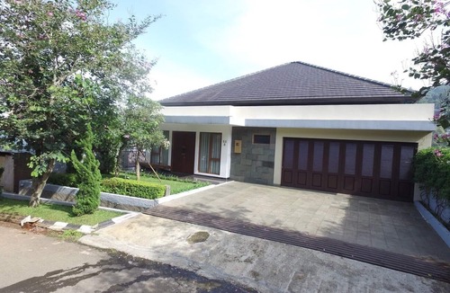 Bandung Villa | 7 BR Hill View Villa with a private pool 1