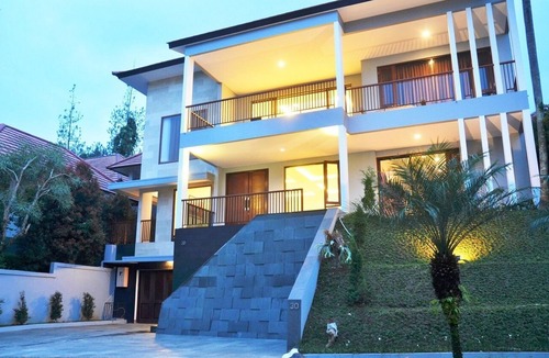 Bandung Villa | 7 BR Mountain View Villa with a private pool 1