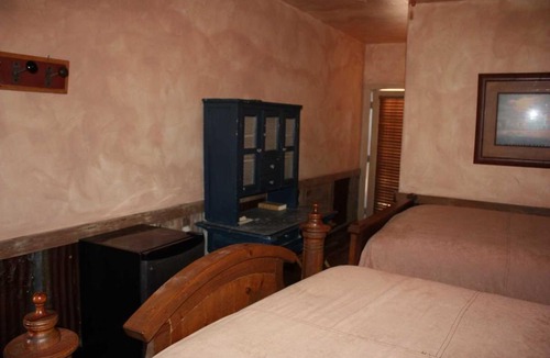 Tarpley House | 7 Canyons Ranch Lodge Suite 3 Home