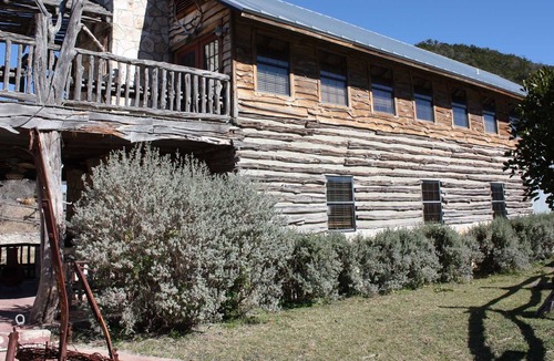 Tarpley House | 7 Canyons Ranch - Texas Ranger Room