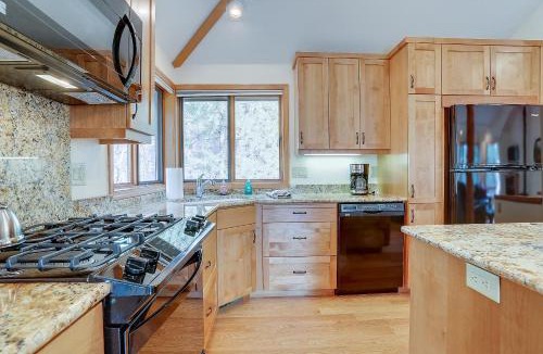 Sunriver House | 7 Cedar Private Cul de sac Forest View