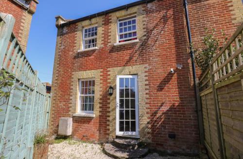 Felpham House | 7 Coastguard Cottages