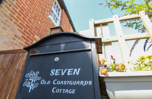 Felpham House | 7 Coastguard Cottages