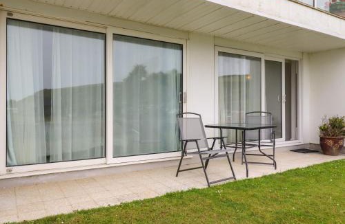 Mawgan Porth Apartment | 7 Europa Court