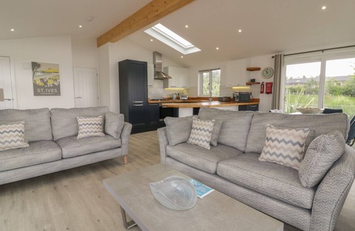 Dobwalls Cottage | 7 Faraway Fields