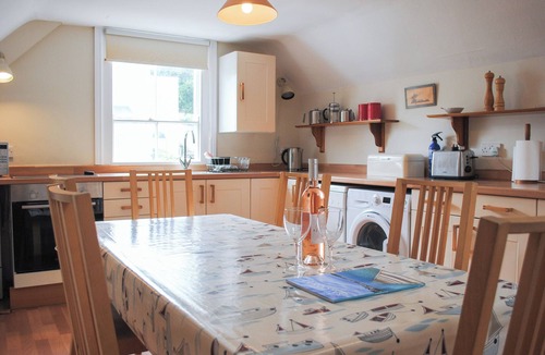 Salcombe Cottage | 7 GLENTHORNE HOUSE, family friendly in Salcombe