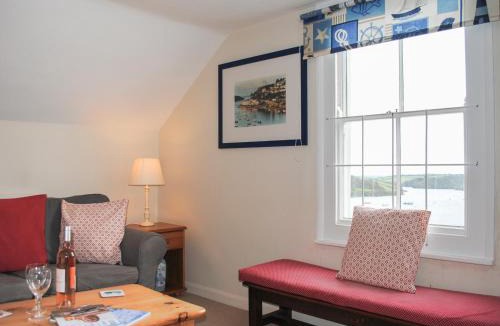 Salcombe House | 7 Glenthorne House