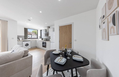 Waltham Forest Apartment | 7 Hobson Woods Apartments