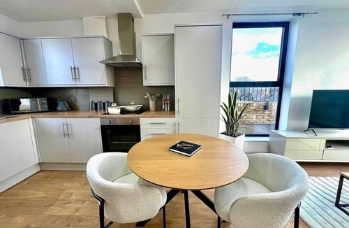 Waltham Forest Apartment | 7 Hobson Woods Apartments