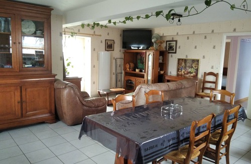 Conquereuil House | 7 km from DERVAL, stone house 4/5 adults + 1 baby. INTERNET BOX.