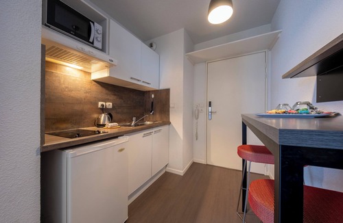 Toulouse South-East Apartment | 7 - L'Envol - Gare - Wifi