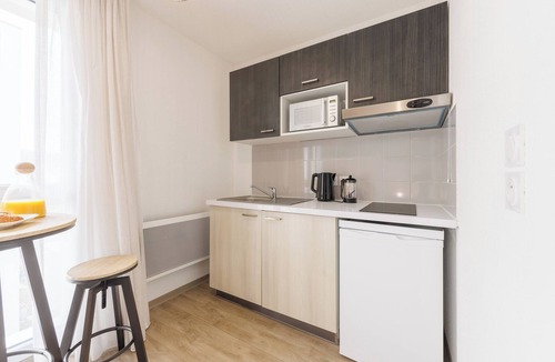 Clermont-Ferrand Apartment | 7 Le Loki - Tramway - Wifi