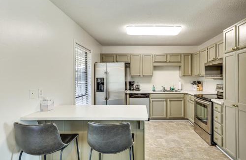 Ogden House | 7 Mi to Beach! Wilmington Family Gem w/Yard