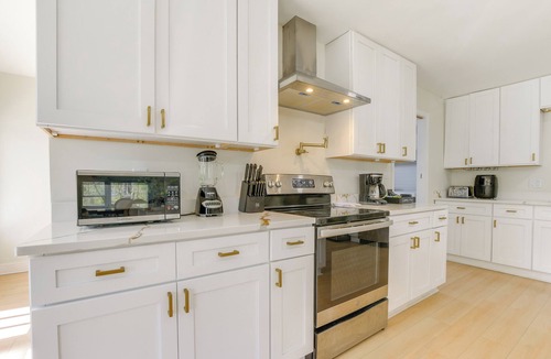 Durham Cottage | 7 Mi to Dtwn Durham: Home w/Hot Tub & Game Room!
