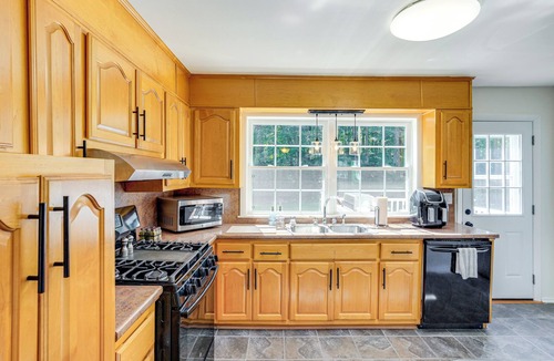 Palenville House | 7 Mi to Kaaterskill Falls: Home w/Mountain Views!