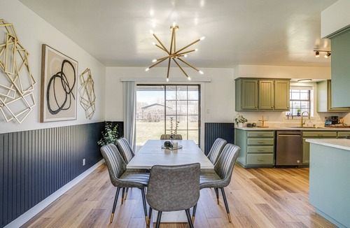 Bridgeport House | 7 Mi to Lake Bridgeport: Home w/Yard & Grill!
