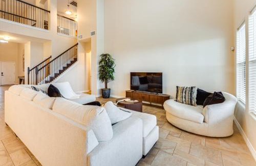 Bonanza House | 7 Mi to Lake Casa Blanca: Laredo Family Home!