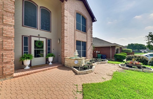 Denton Cottage | 7 Mi to Lewisville Lake: Spacious Denton Home