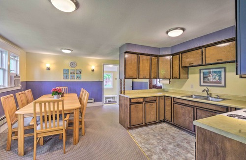Oaks Corners House | 7 Mi to Seneca Lake: Family Retreat in Stanley