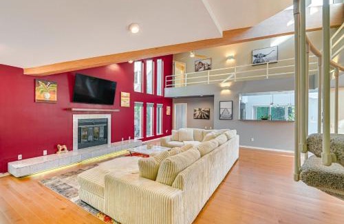 Queensbury House | 7 Mi to Skiing: Lake George Home w/Large Patio