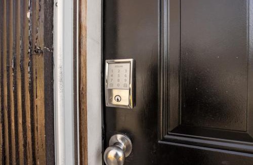 Lexington Apartment | 7 Min To Downtown, Firepit, Bourbon Trail, HorsePark