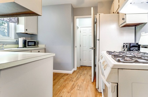 Inkster House | 7 mins to DTW - Comfortable Inkster Home