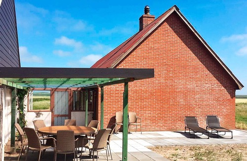 Vrist Strand House | 7 person holiday home in Harboøre