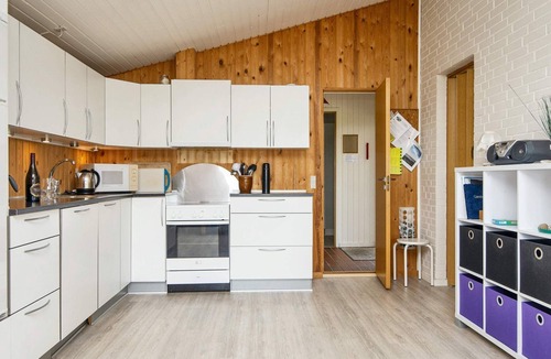 Remmer Strand House | 7 person holiday home in Struer