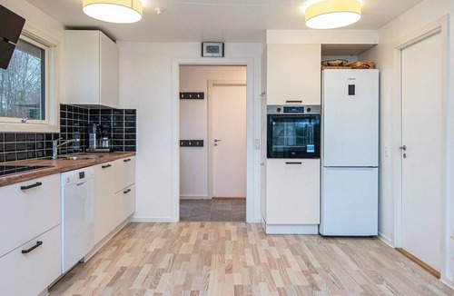 Ronde House | 7 person holiday home in Rønde-By Traum