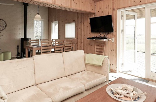 Remmer Strand House | 7 person holiday home in Struer